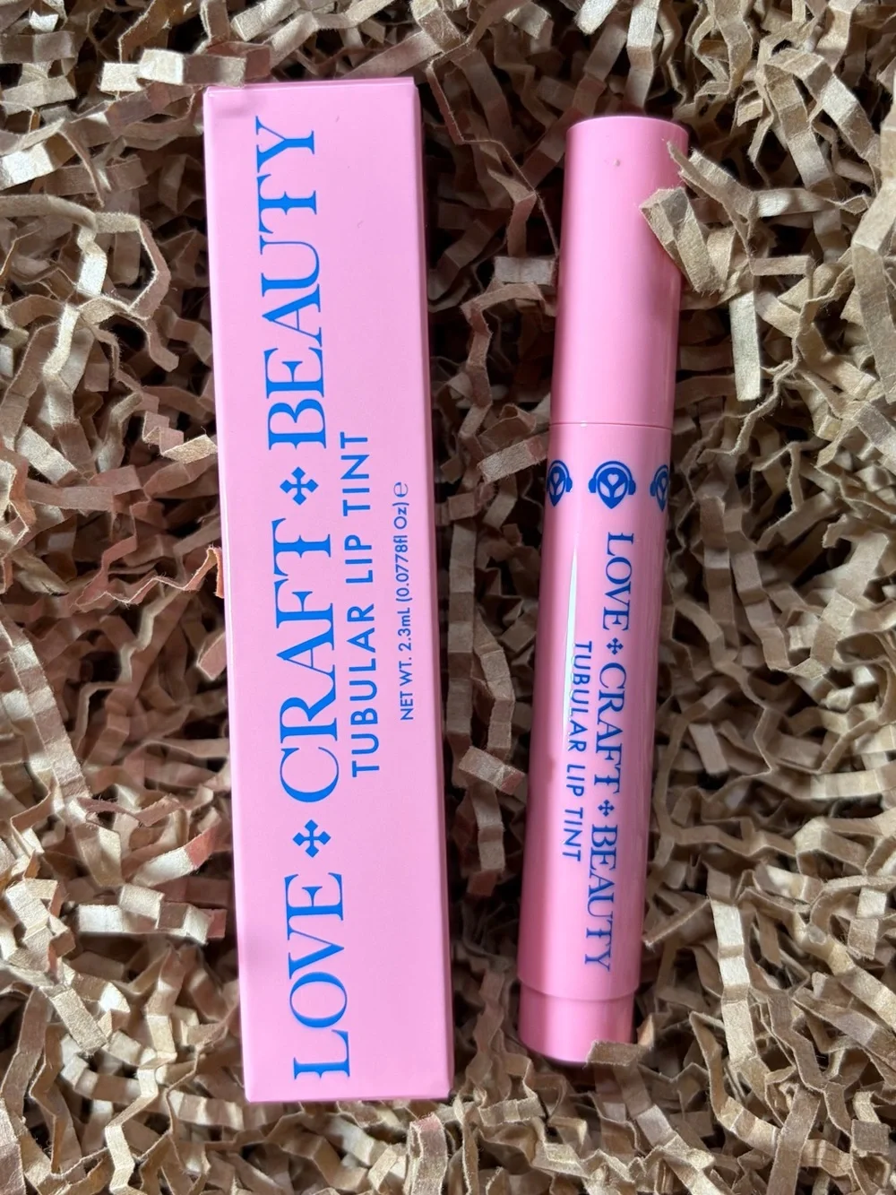 LOVE+CRAFT+BEAUTY tubular lip